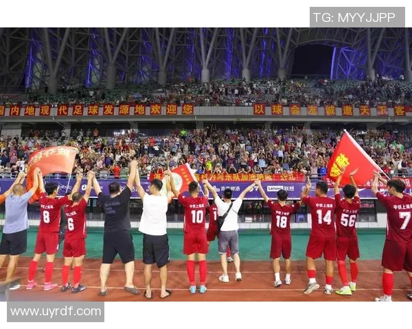 足球巨星畅谈北京奥运会对全球体育的影响与跨界合作的可能性